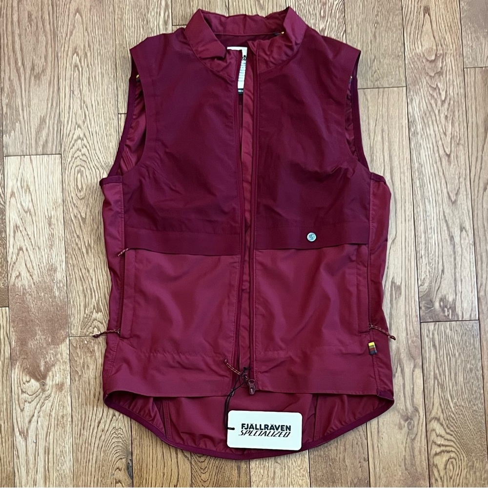 Fjallraven NWT S/F Adventure Vest W size XXS Pomegranate Red